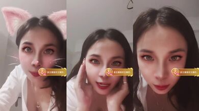 【极品稀缺魔手外购】最新《疯狂抖音》新篇之《小三儿》新增一批高质量美女主播 倒立尿流嘴里了？爽喷了 (9)